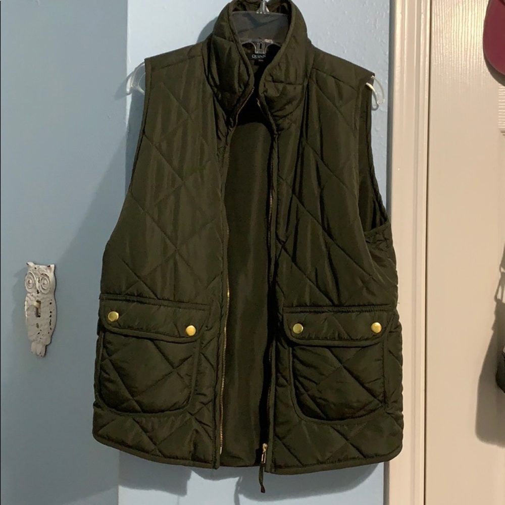Army green puffer vest